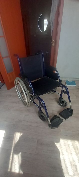 Продам Инвалидную коляску