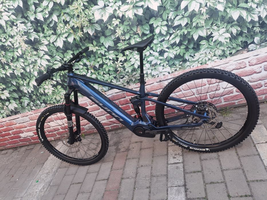 Vind bicicletă electrică  full suspension