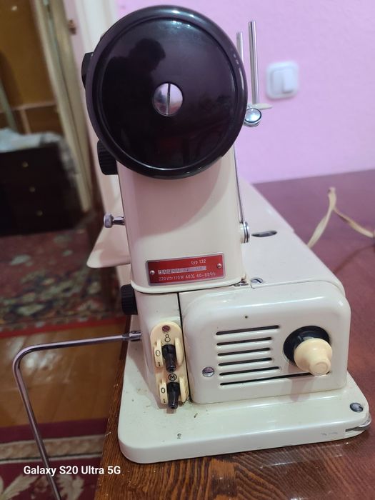 Elektronni Tikuv mashinasi ,lada, chexiskoy  sotiladi