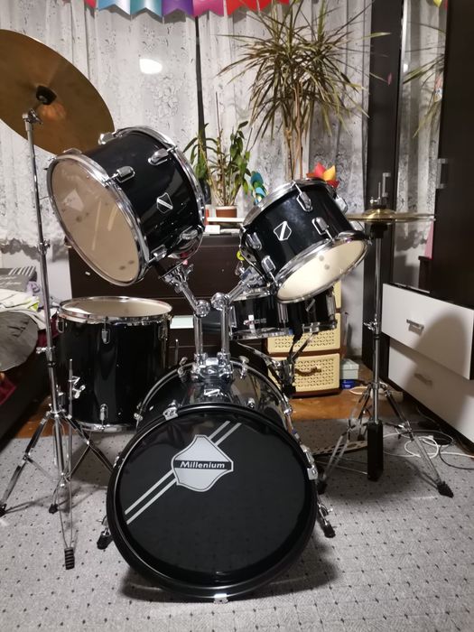 Vând tobe Millenium mix