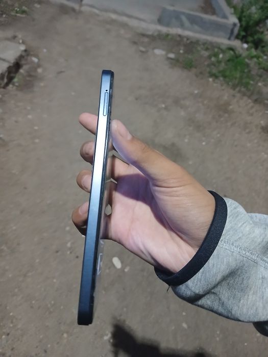 Продаю телефон виво