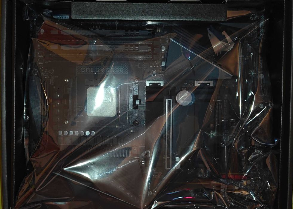 Kit Ryzen 5800X3D, B550 Aorus Pro V2, Kingston Fury Beast RGB 32GB 3200MHz