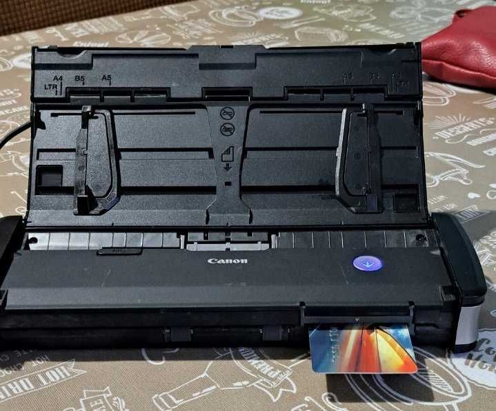 Canon imageFORMULA P-215