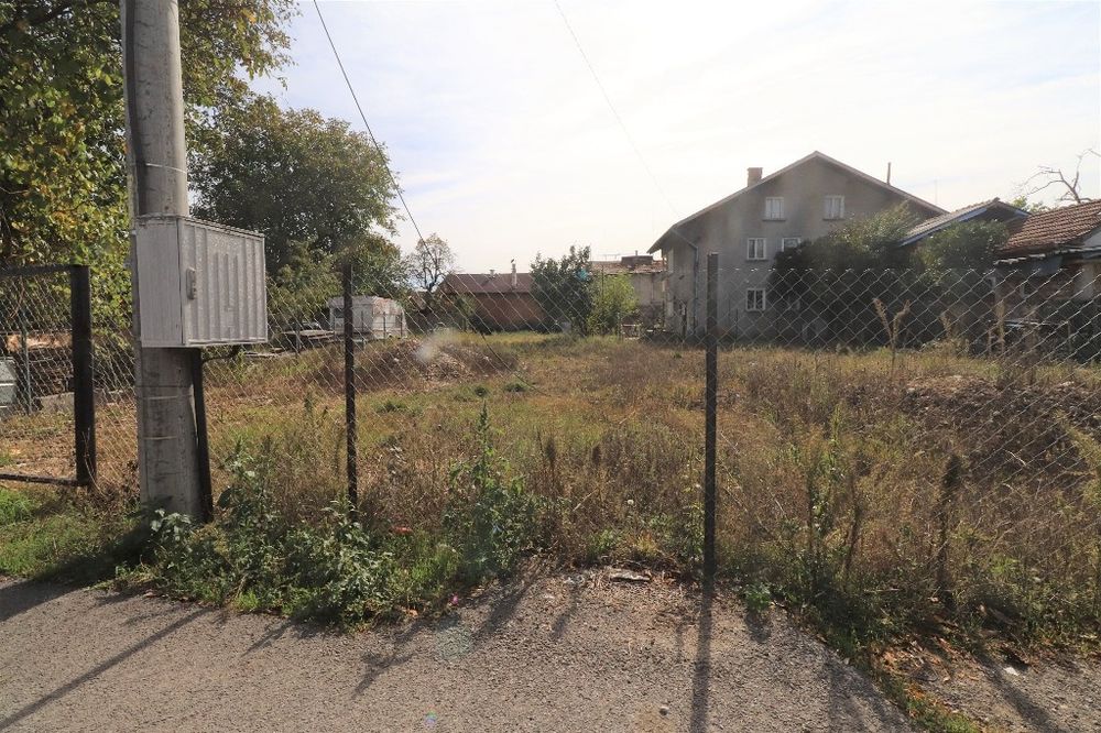 Давам под наем етаж къща 4 стаен 115кв м.