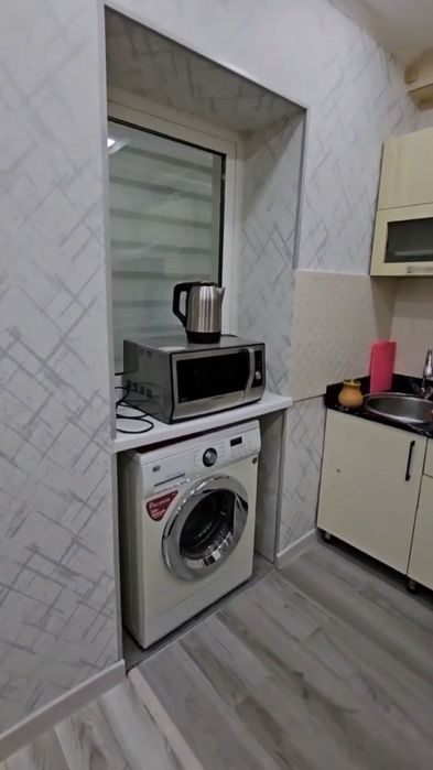 СДАМ 2в3 комнатную квартиру, метро Космонавтов!