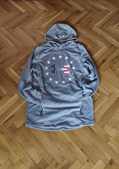 Оригинален мъжки суичър  Under Armour размер S