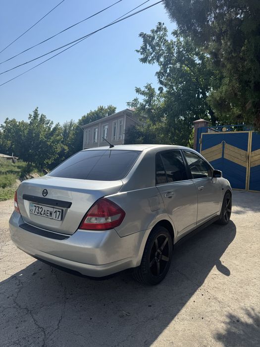 Nissan tiida 2007 1.6 автомат