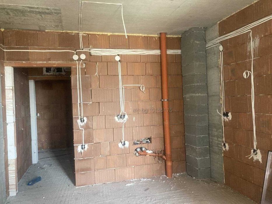 Продава се Едностаен апартамент в Пловдив, Христо Смирненски - 37 кв.м за 1487 €/кв.м - Снимка #1