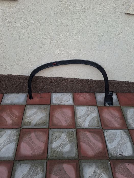 Vând bandou dreapta fata ww Tiguan 2010