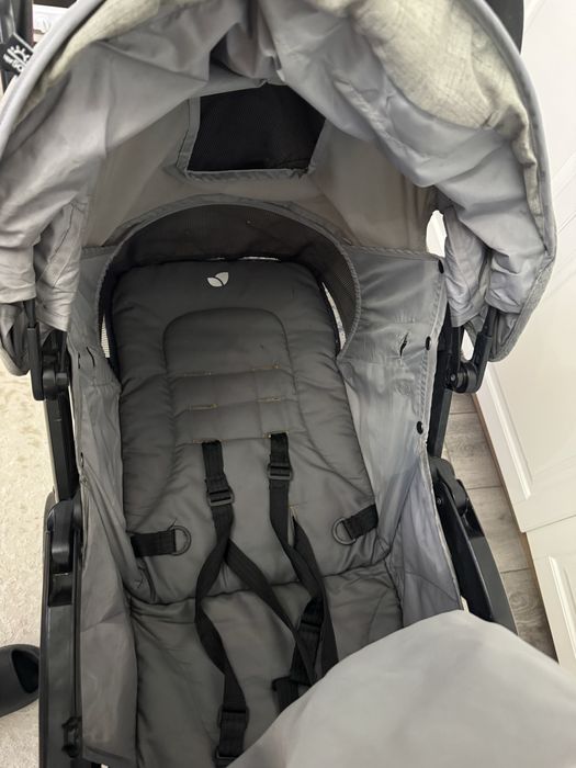 Детская коляска для двоих