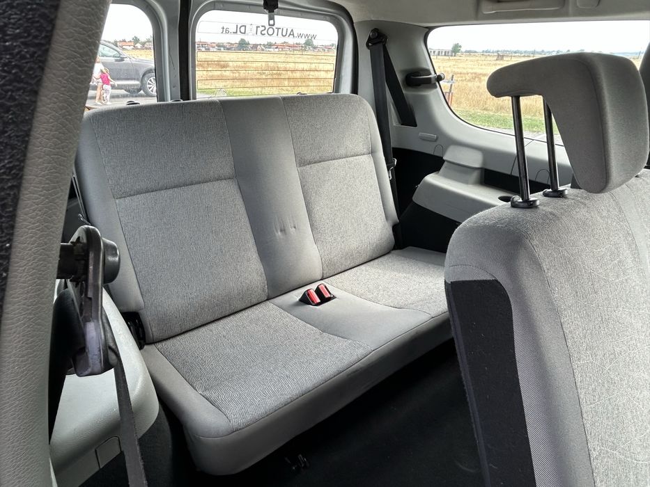 Dacia Logan MCV 1.5 Diesel, an 2010 7 locuri