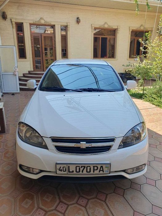 Gentra 14000 km yurgan, 10900$