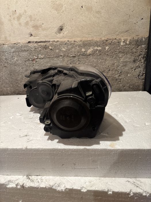 Фар за  VW Golf 6