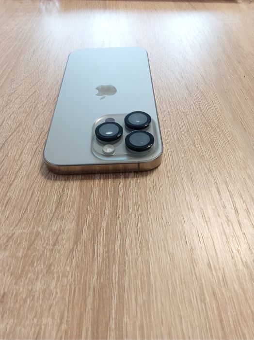 iPhone 16 Pro 128GB + гаранция + подарък