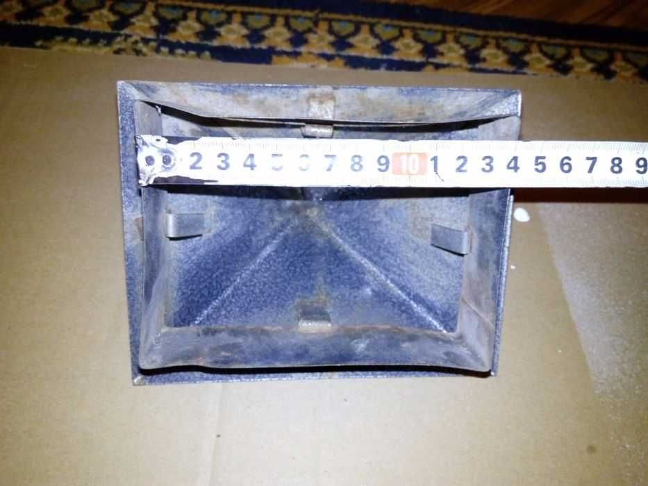 Домик на вытяжную трубу