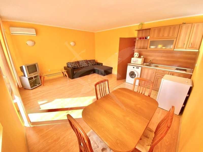 Двустаен апартамент в Слънчев Бряг 53221