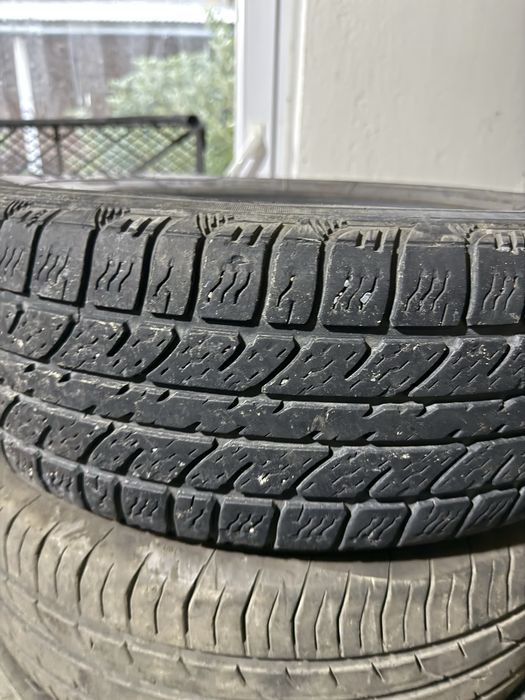 Продам шину 195/65R15