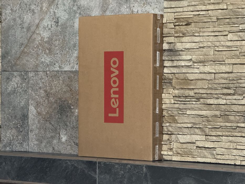 Lenovo V15 G4 AMN Ryzen5 8/512GB/ Nou, Sigilat
