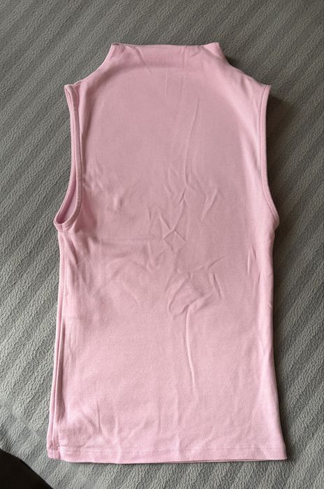 Tricou roz fara maneci dama