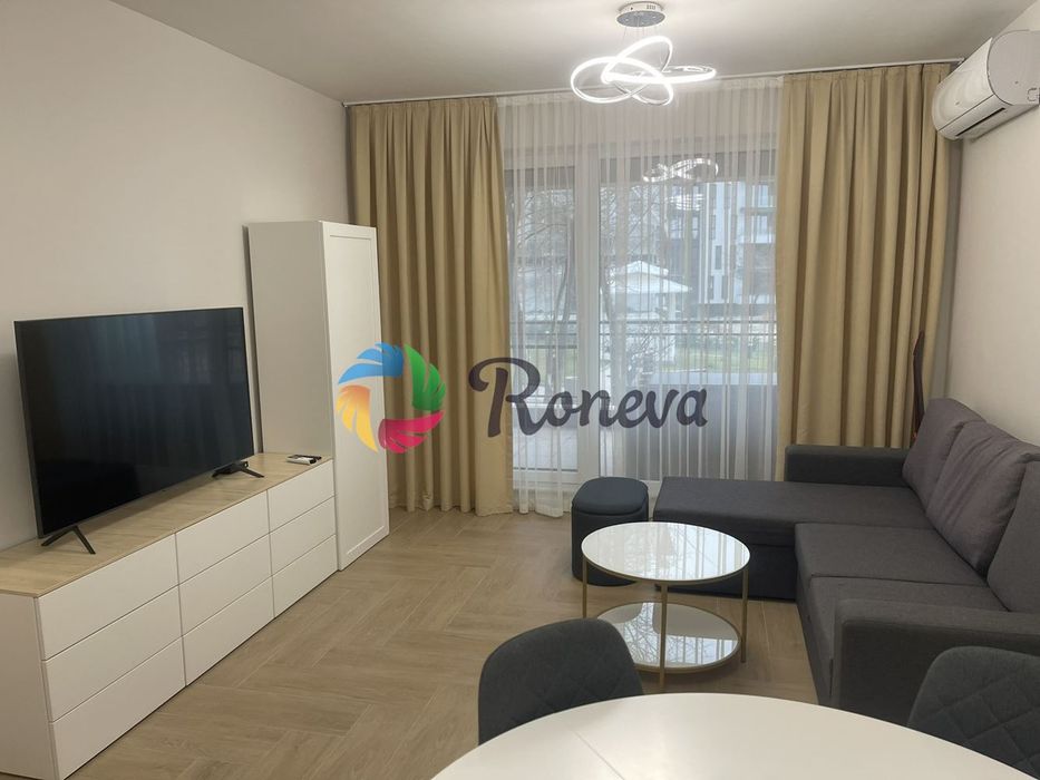 Дава се под наем Двустаен апартамент в к.к. Св.Св. Константин и Елена - 65 кв.м за 714 € - Снимка #1