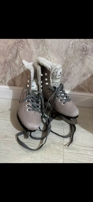 Коньки для льда на девочку Nordway