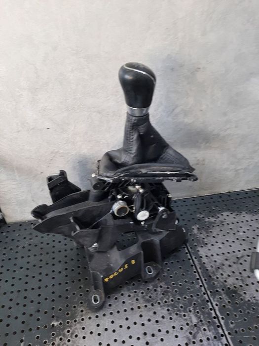 maneta schimbator 1.6b ford focus 3  bv6r-7c453-akc