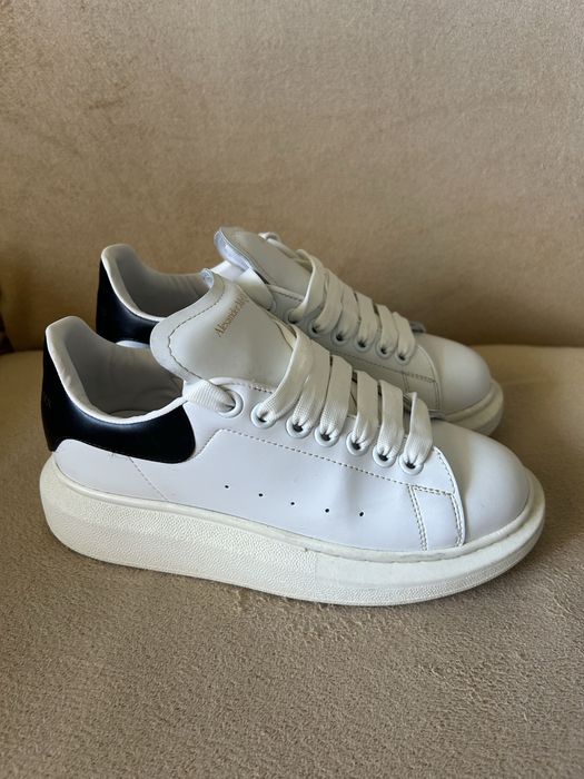 Alexander Mcqueen