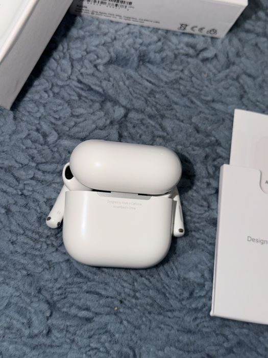 AirPods Pro 2 | AirPods 4 | Noi Sigilate | Predare Personala in Bucuresti