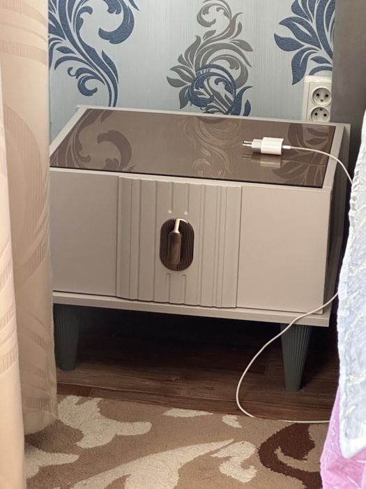 Спальный гарнитур срочно продаю