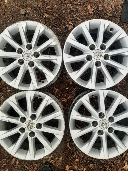 Продам диски р16 тойота. Оригинал
