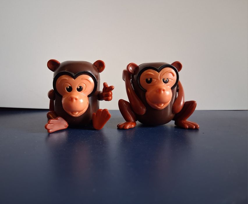 ЛОТ Стари Капсулни Играчки Kinder 15  Броя