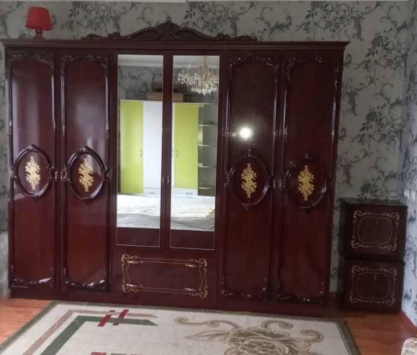 Спальный гарнитур