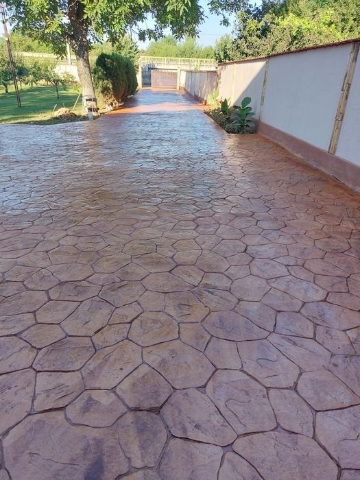 Decorațiuni din beton amprentat