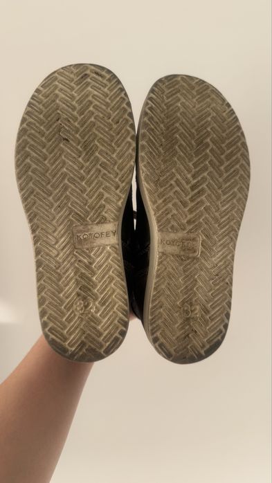 Кеды (ботинки) на девочку