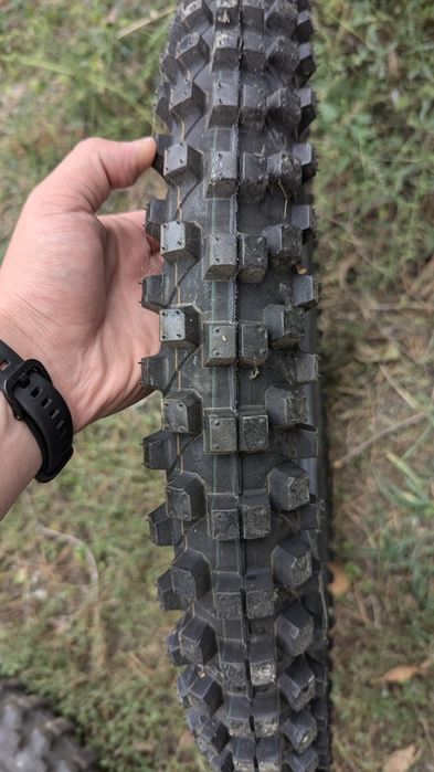 Шины для эндуро, всесезонные 21 и 18