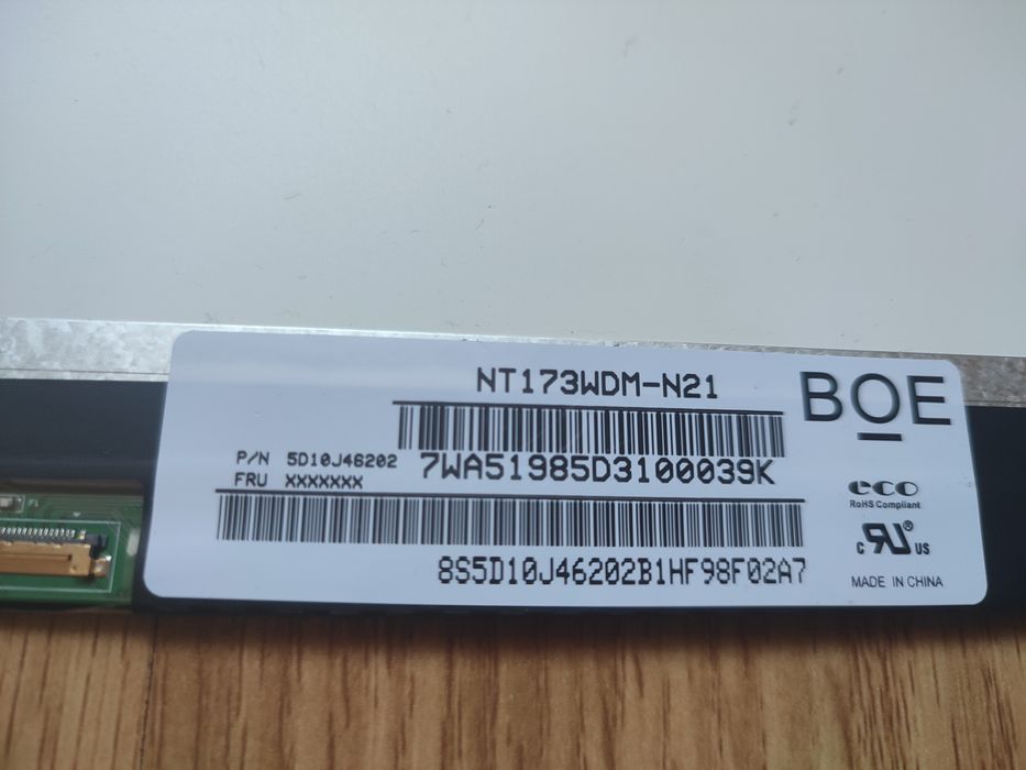 Display 17,3 Led Slim cu 30pini 1600/900 - impecabil