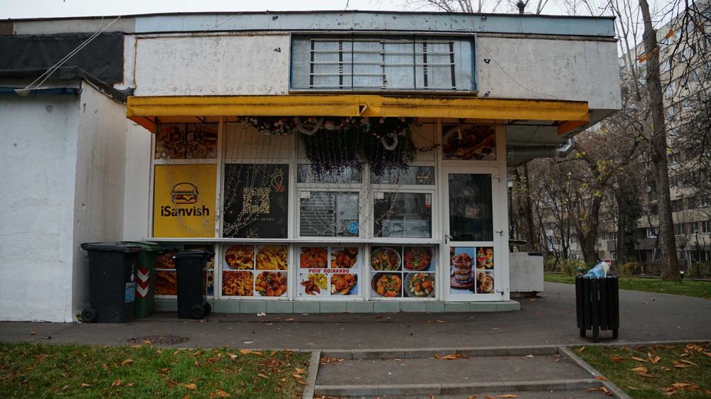 Spatiu comercial de inchiriat 18,7mp in Complexul Drumetului sector 6