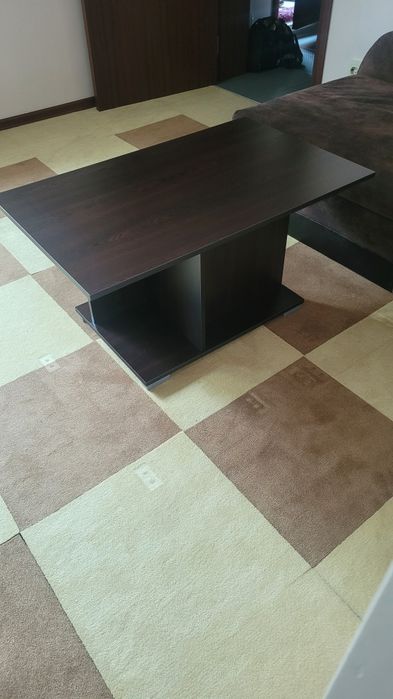 Кафява Холна   маса