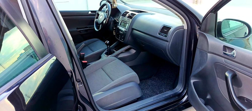 Vw Golf 5 1.4 benzina A.C Funcțional - Inmatric. Ro