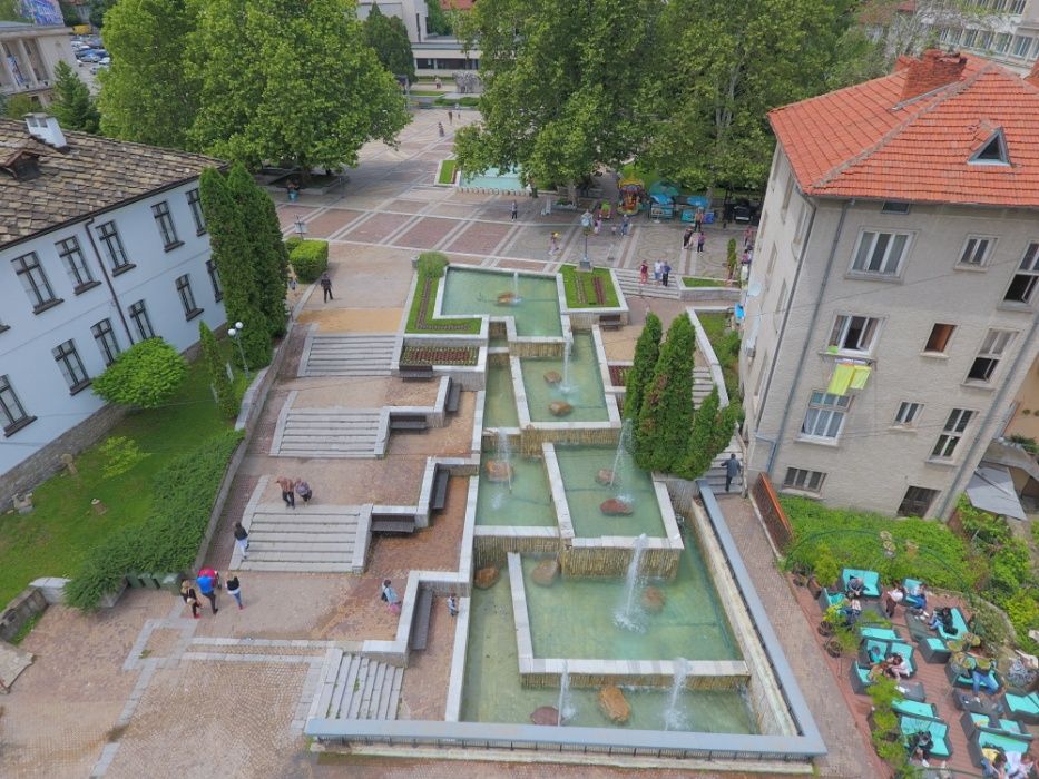 Заснемане с професионален дрон сватби, балове, сгради, земи, геодезия