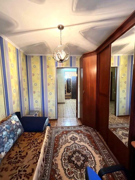 Продаётся 2 комн квартира