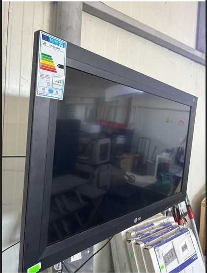 Monitor LG 32 inch - 80 cm NOU