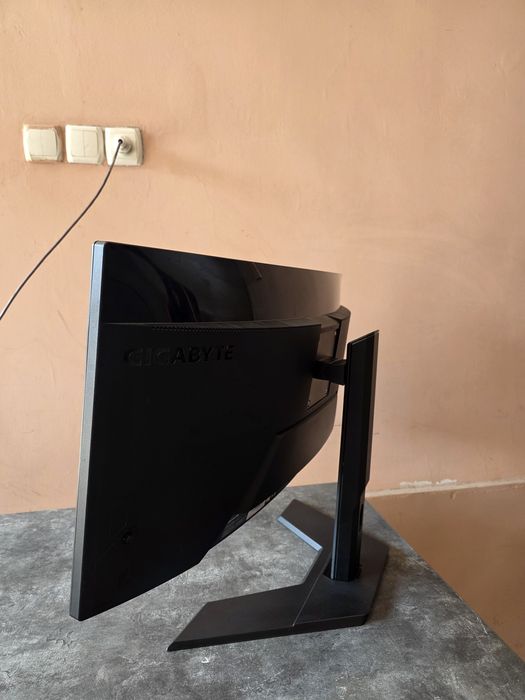 Игровой Монитор Gigabyte 34 G34WQC A. В идеальном состоянии. Обмен.