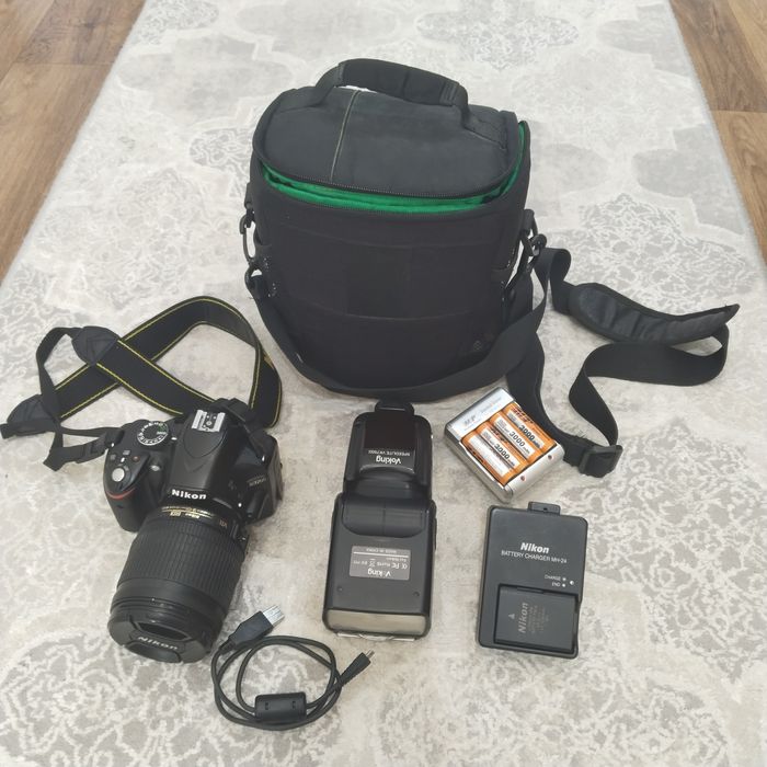 Nikon d3200 продам