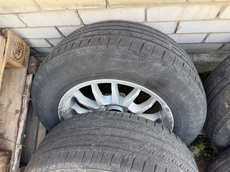 Диски 18 стояли на toyota 4runner 215