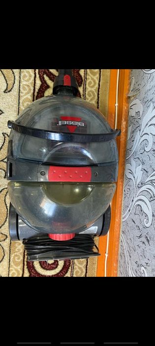 Моющий пылесос Bissel