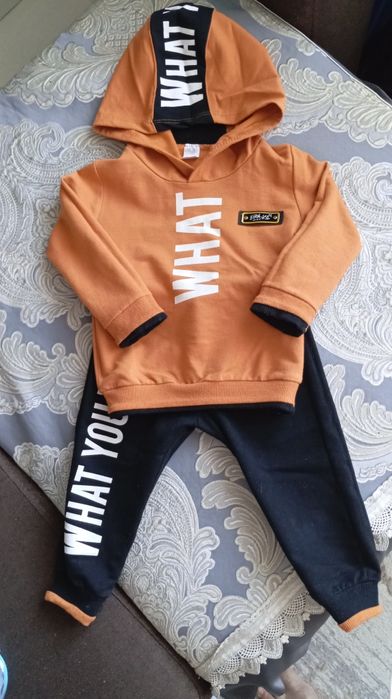 Продам костюмы на мальчика