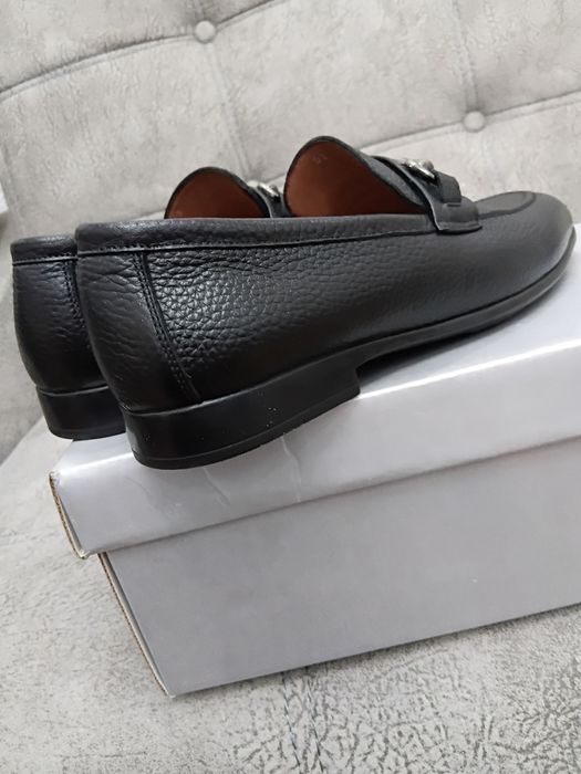 Продаётся туфли классика