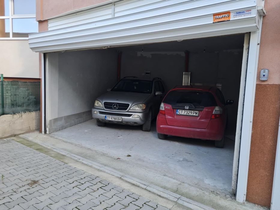 Отдавам гараж под наем