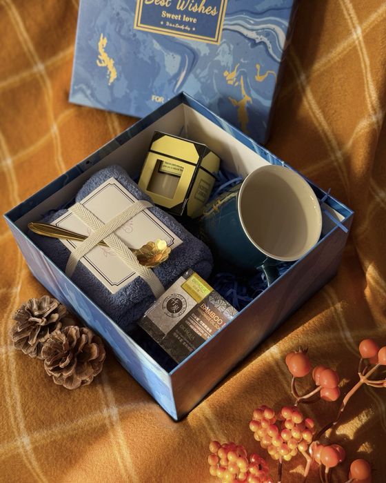 Подарочный бокс